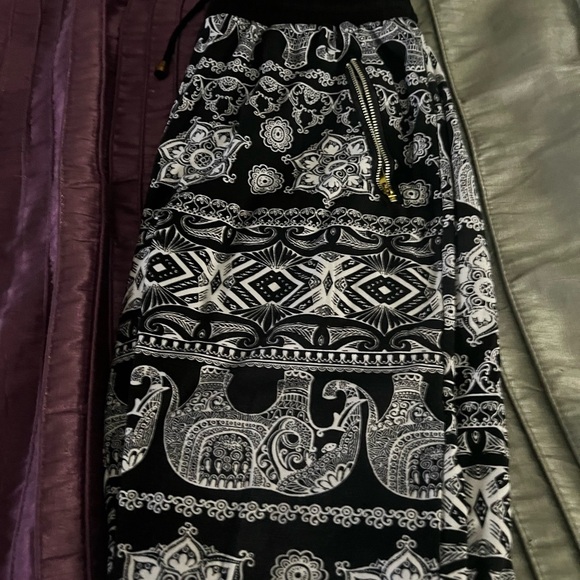 Adero Stylish Black and Gray Pants -Women’s L/XL - Picture 4 of 4